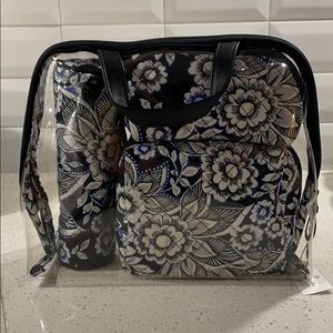 Vera Bradley 4 piece cosmetic set in snow lotus